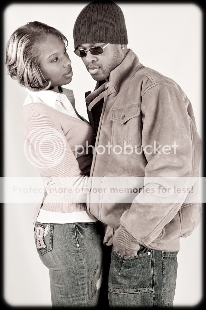 IMAGE: http://i389.photobucket.com/albums/oo331/tcaesaleo/MolubahandSharelle1-5-09-1542.jpg